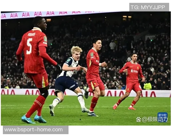 中超联赛精彩对决利物浦大胜里昂引发全场热烈反响