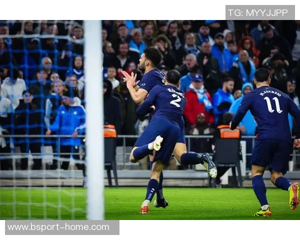 德甲惊天冷门里昂逆转巴黎圣日耳曼补时绝杀震撼全场