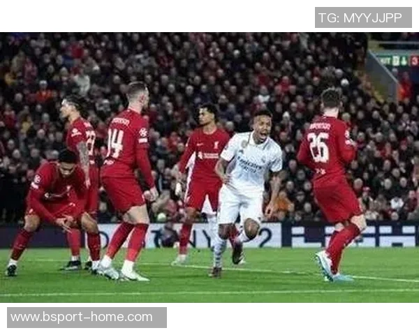 中超激战利物浦大胜皇马点球争议引发全场热议